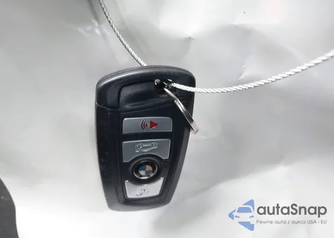 2014 BMW 528 xDrive z USA, uszkodzony, nr VIN WBA5A7C5XED612819